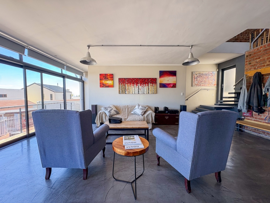 3 Bedroom Property for Sale in Vredehoek Western Cape